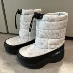 cosby 雪の結晶ブーツ ホワイト/ブラック