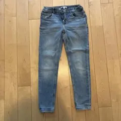 ZARA キッズ　デニム　ライトブルー スリムフィットパンツ 9 130センチ