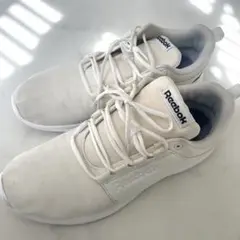 Reebok ホワイト スニーカー　ランニングシューズ　白スニーカー　ランニング