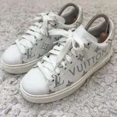 す*め様 LOUIS VUITTON ドット柄 スニーカー 草間弥生 - メルカリ
