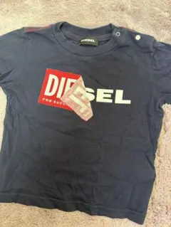 美品⭐︎DIESEL ネイビー Tシャツ