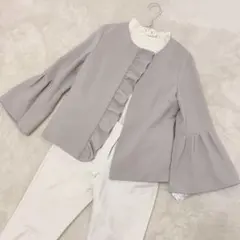 新品 WHITE JOOLA　ノーカラージャケット　フリル ベルスリーブ　Sのサムネイル
