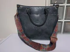 ダークグリーンショルダーバッグ