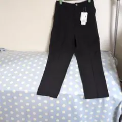 ハニーズの新品タグ付き・ブラックパンツ