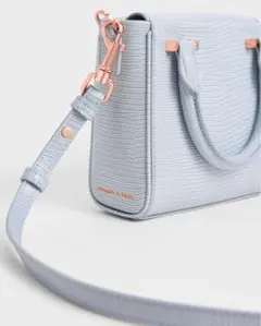 CHARLES & KEITH エンボス トップハンドルバッグ