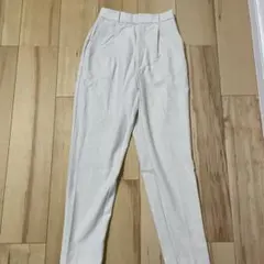GU テーパードパンツ S ベージュ
