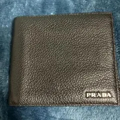 PRADA 二つ折り財布 ブラック レザー カードケースのサムネイル
