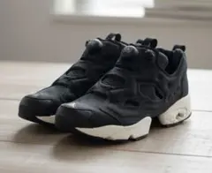 Reebok Instapump Fury ブラックスニーカー