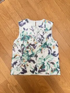GRACE CONTINENTAL 花柄　　トップス ノースリーブ　　36