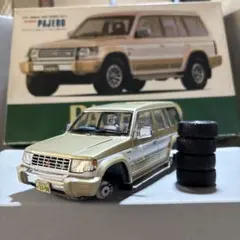 アオシマ 1/24 URBAN 4WD SERIES PAJERO 完成品 アオシマ 1/24 URBAN 4WD SERIES PAJERO 完成品 Amazon.com