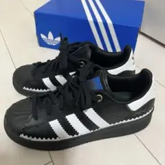 アディダスオリジナルス　スーパースター　レディース　スニーカー　24cm