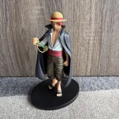 ワンピース シャンクス フィギュア