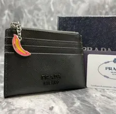 未使用級✨プラダ　フラグメントケース　バナナチャーム