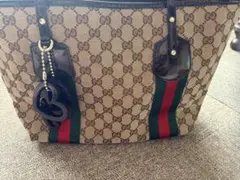 Gucci GGキャンバスショルダーバッグのサムネイル