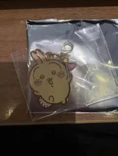 ちいかわパーク　メダルチャーム　うさぎ