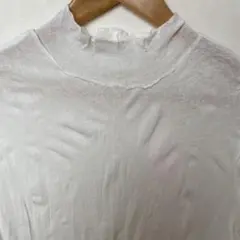 ホワイト ハイネック 長袖 トップス