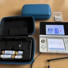 ニンテンドー3DS本体　バッテリーケース付き