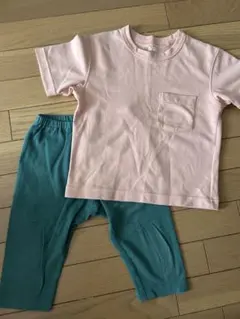 ユニクロ キッズ110㎝ 半袖Tシャツ 七分丈レギンス 2点セット