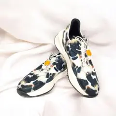 美品✨　FENDI フェンディ フロー スニーカー ファブリック　7E1583