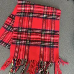 赤チェックマフラー