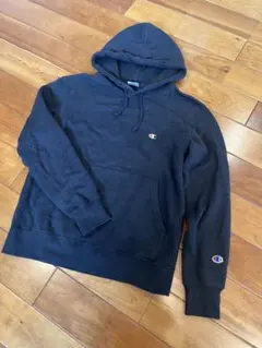 Champion 黒色　フード付きパーカー M レディース