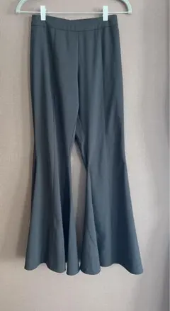 美品✴︎ブラック　大人キレイ✴︎パンツ　MURUA