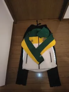 Item thumbnail for item c3292102-ce49-4628-8ed8-3dd8528b2f68