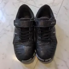 asics レーザービーム 黒 スニーカー