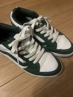 VANSスニーカー
