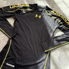 Under Armour 長袖シャツ ブラック/イエロー インナー