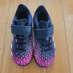 adidas　サッカー　トレーニングシューズ　17.0cm