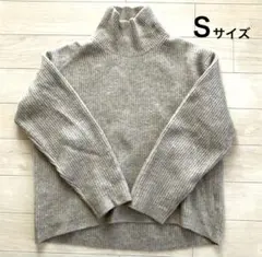 ユニクロ ★ スフレヤーンハイネックセーター