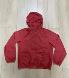 UNIQLO ユニクロ　ポケッタブル　ナイロンパーカー　150 赤
