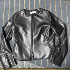 【ゆぢゅ様専用】ロペピクニック　ノーカラージャケット　黒　シンプルなデザイン
