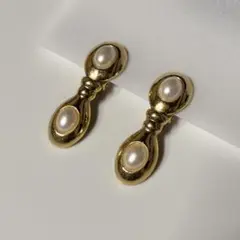 ゴールドカラー×パールデザイン スイング クリップイヤリング