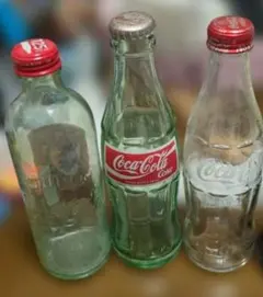レトロ】コカ・コーラ 1リットル瓶の3本セット - メルカリ