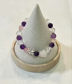 ハンドメイドブレスレット アメジストとピンクキャッツアイ 猫ちゃんパーツ16cm