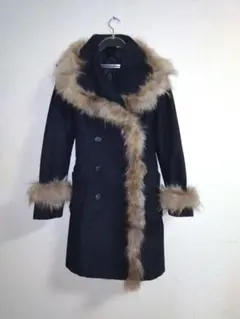 ＆by P＆D ファー付黒トレンチコート