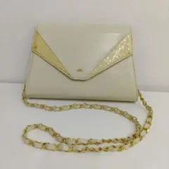 ★HM ショルダーバッグ ホワイト チェーンのサムネイル