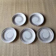 皿 まる 約14cm✕6cm しつこくない物です。5枚セット 1コかけ有り