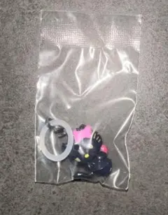 ハローキティ めじるしアクセサリー 小悪魔 ガチャガチャ チャーム