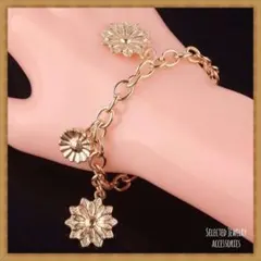 ヴィンテージ風　ゴールドフラワーお花★チャームブレスレットBL54