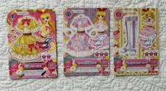 アイカツ ピンクの小花柄コーデ•小花柄イエローワンピ 星宮いちご
