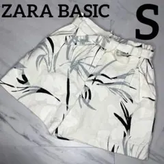 ZARA ザラベーシック　ショートパンツ　ハワイ　花柄　夏のサムネイル