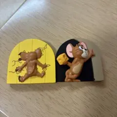 トムとジェリー ジェリーとタフィーがいるお家 ガチャガチャ 2種セット