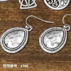 ティアドロップ　ハンマードシルバー ピアス　ヴィンテージ　ボヘミアン　レトロ