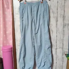 UNIQLO XL ライトブルー カジュアルパンツ シャカシャカ