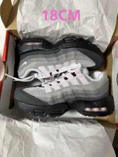 Nike Air Max 95 ‘pink foam’キッズスニーカー 18cm