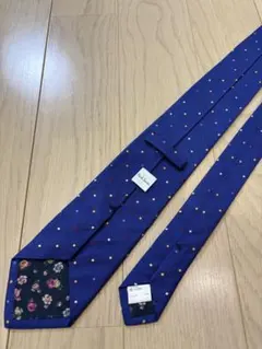 Item thumbnail for item af546152-d9cf-4784-8586-cfdc4975c14c