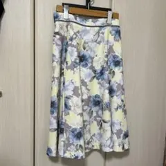 プロポーションボディドレッシング　花柄フレアスカート　ブルー